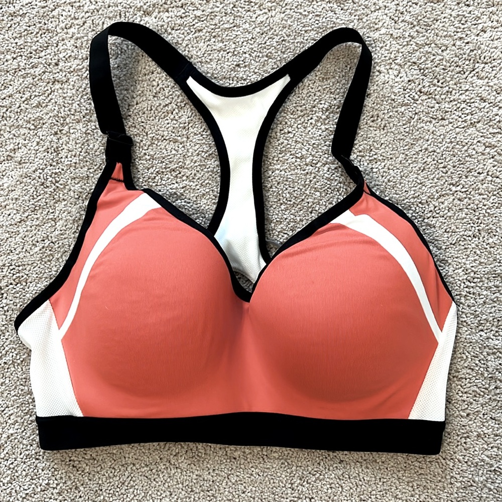 Victoria Sport sports bra 34C